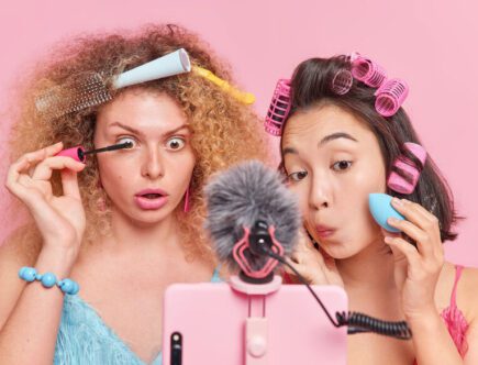 Top 80s makeup brands that defined the 1980s beauty trends