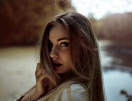 Soft natural makeup look with glowing skin and subtle eye makeup